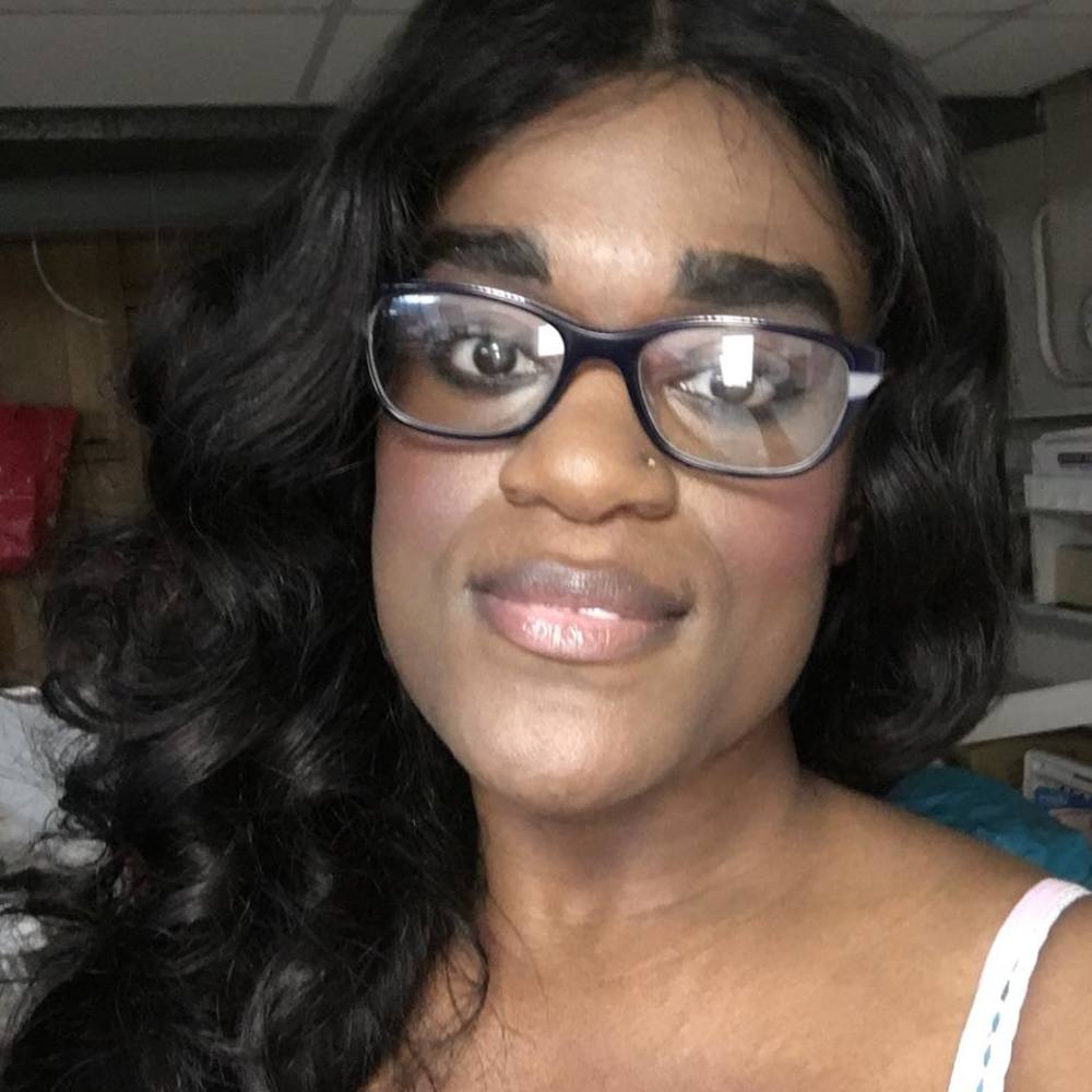 Meet your Posher, Natarsha